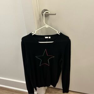 Gap Black Sweater with Multicolor Star Design in Medium.
